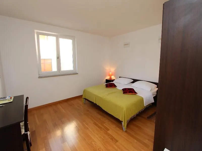 Apartments Hanna Rovinj 0*,