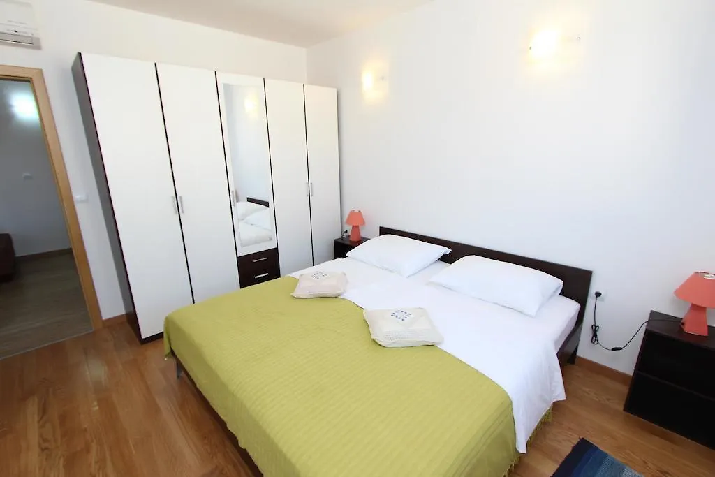 Apartments Hanna Rovinj 0*,